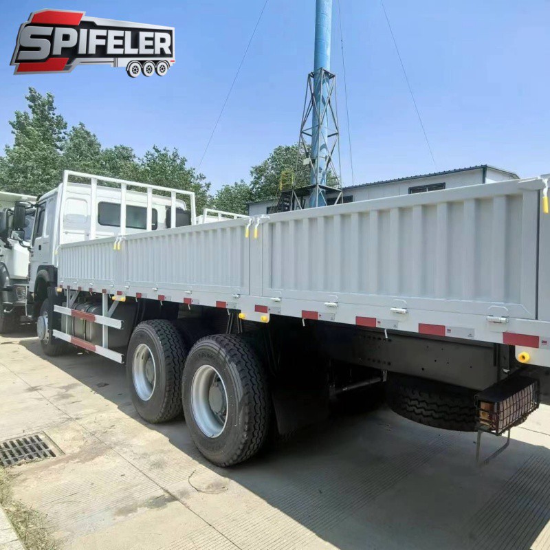 Грузавік-з мантажным кранам